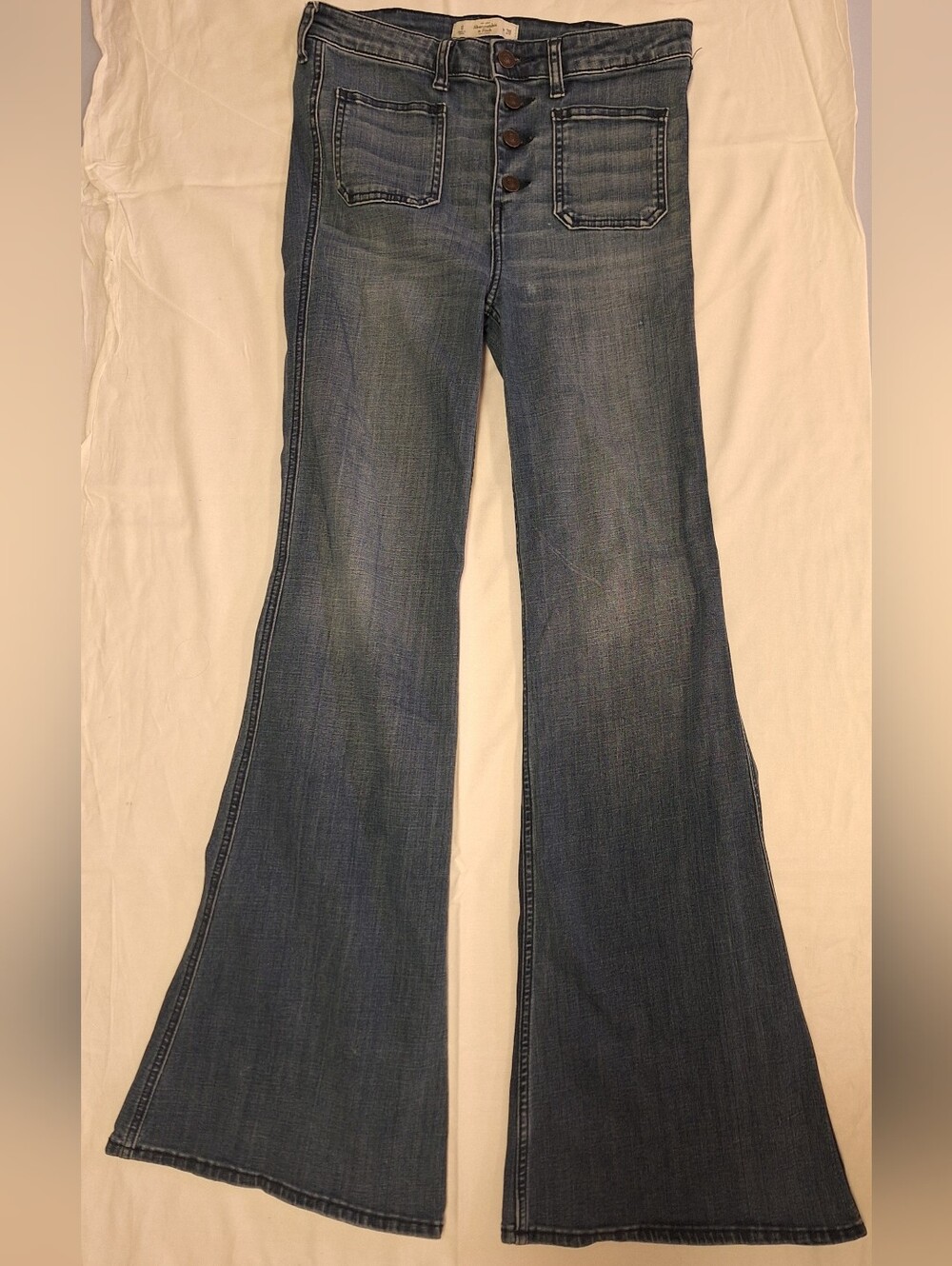 Abercrombie & Fitch Dark Blue Button-Front Flare Jeans Sz 6 W28
